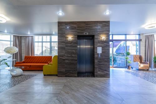 Anatol Hotel - image 8