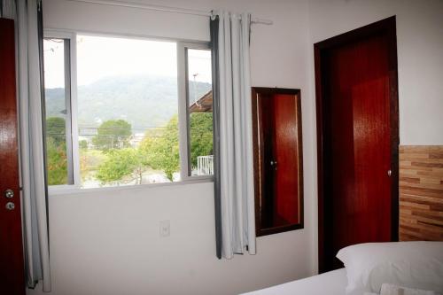 Studio Apartment image 8