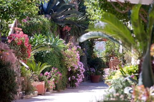 Hotel Villa Melodie - image 11