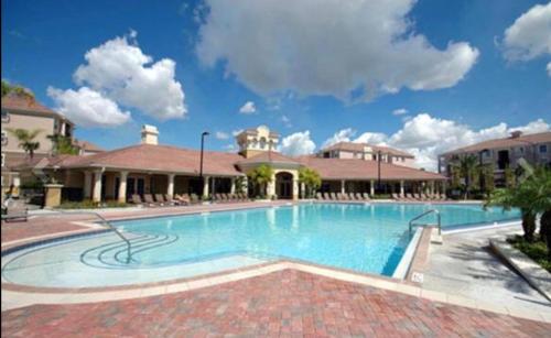 Executive 3 Bedroom Villa at Universal