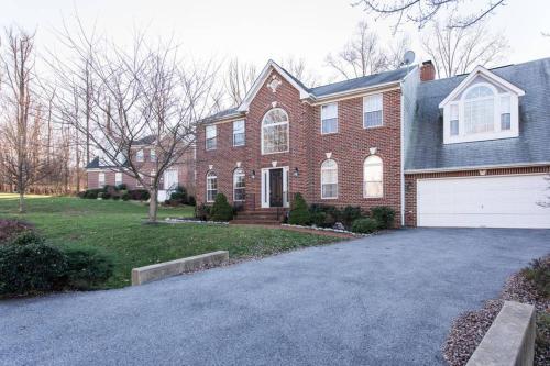 Superb Basement close to the Gaylord MGM Outlets National Harbor - Apartment - Fort Washington