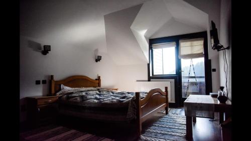 Pensiunea Maria-Bucovina in 瓦特拉摩奧杜維泰