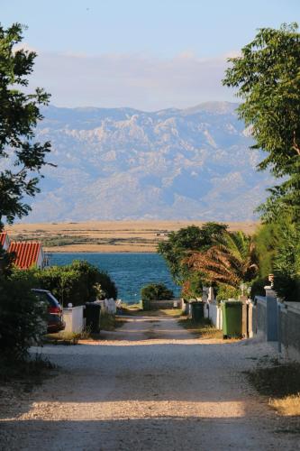 Villa Duga - Familie IL - I vanovic Lamarra Urlaub auf Vir