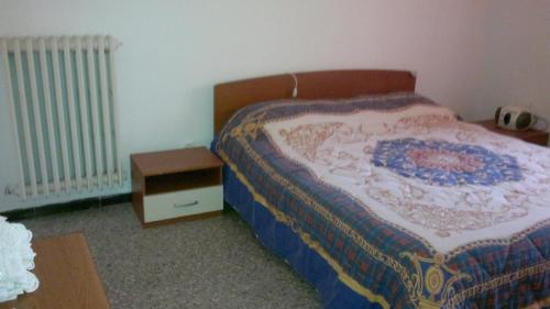 Triple Room with Shared Bathroom image 10