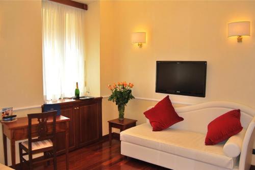 Ludovisi Luxury Rooms - image 10