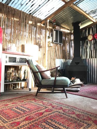 Kitchen, Masinga in Everton