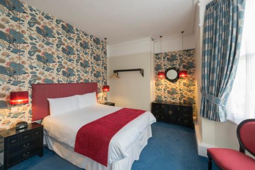 The Blue Piano Guesthouse - main image