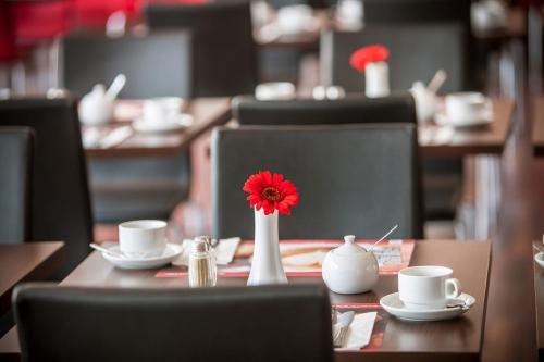 Best Western Plus Plaza Berlin Kurfürstendamm - image 6