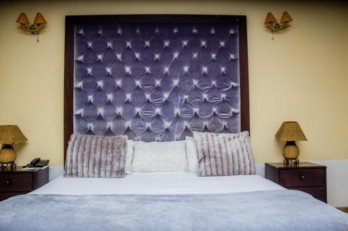 King Room image 10
