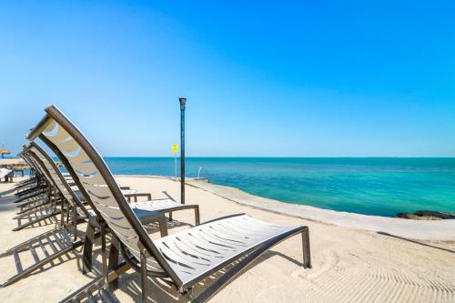 Fiesta Key RV Resort Standard ADA Room 5 in Layton (FL)