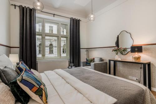 Prague Trendy Central Apartment by Michal&Friends, Praha (fotografie 10)