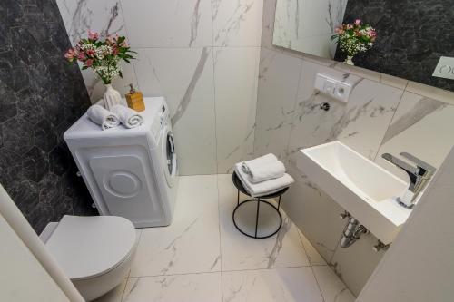 Prague Trendy Central Apartment by Michal&Friends, Praha (fotografie 5)