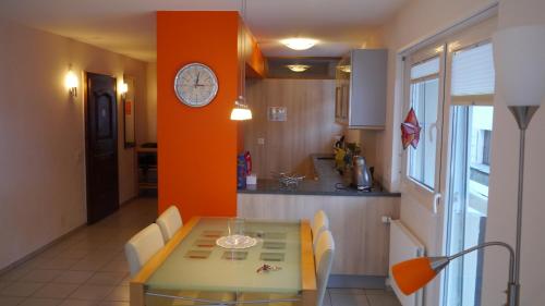 Ferienwohnung Zayetta Orange Cube Nr. 11a Zermatt