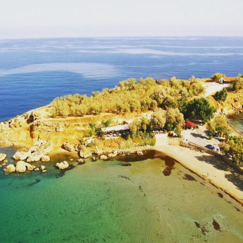  Ikia Erotokritos in Kato Daratso