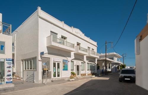Hotel Meltemi in Adamas