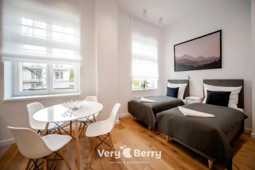 . Very Berry - Orzeszkowej 14 - MTP Apartment, parking, check in 24h
