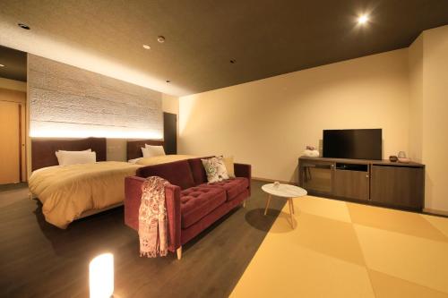 Atami Fuga The 3-star Atami Fuga offers comfort and convenience whether youre on business or holiday in Atami. The property offers guests a range of services and amenities designed to provide comfort and conven