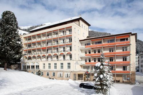 Hotel National - image 12