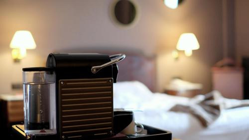Hotel Carlton - image 10