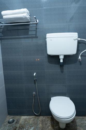 Comfort Triple Room image 8
