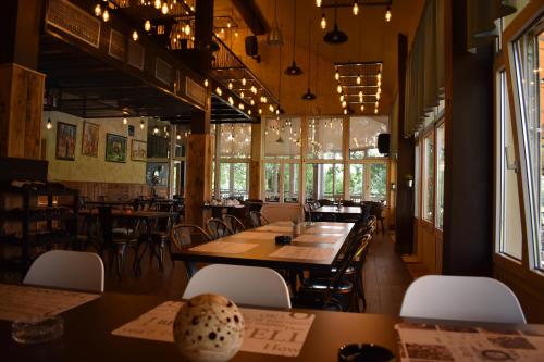 Restaurant, B&B Bela Vrba in Bačko Novo Selo