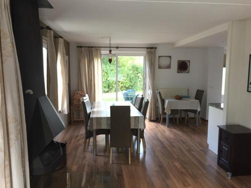 Ferienhaus Nordseeliebe in ชาเรนไดเคอ