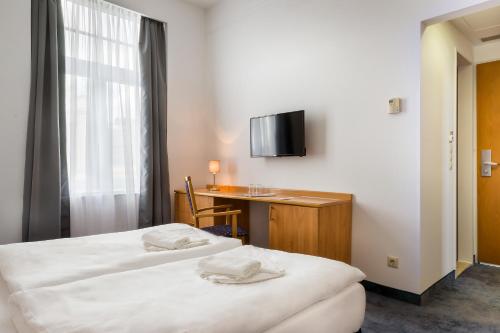 Novum Hotel Golden Park - image 2