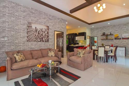 Villa Nataly in Huai Yai