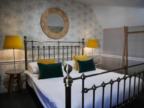 The Fleece - main image