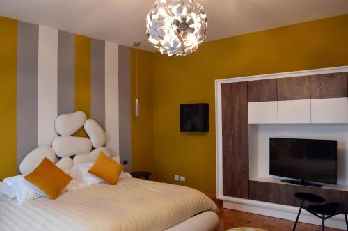Panoramic Villa Garassino - country rooms and fine restaurant