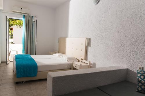 Ibiscus Hotel Malia - image 6