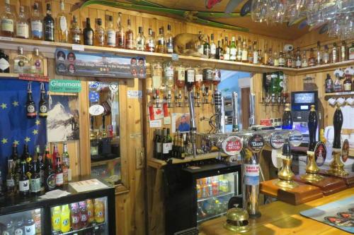 Pine Marten Bar Glenmore Pods 5
