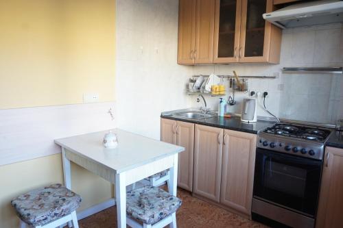 Victory Park Apartment - image 5