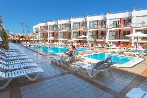 Download Al sur hotel de playa 2 suites Desktop Wallpaper