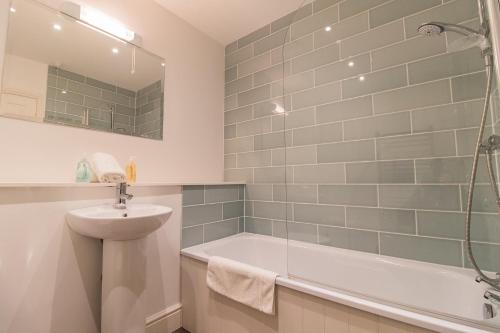 Lord Raglan House One Bedroom with Parking, Windsor (foto 7)