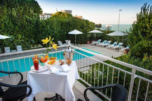 Grand Hotel Passetto - image 6