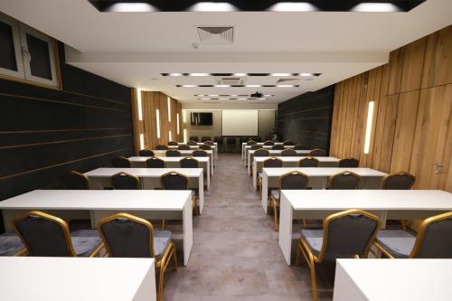 Hotel Banja Luka - image 10