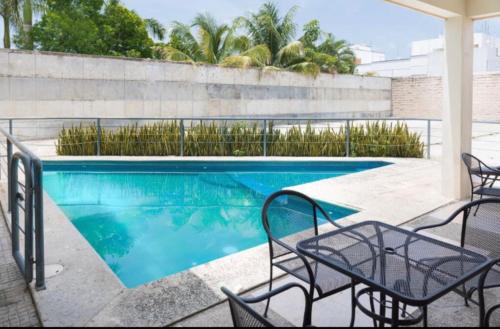 Swimming pool, Suites Real Tabasco in Villahermosa City Center