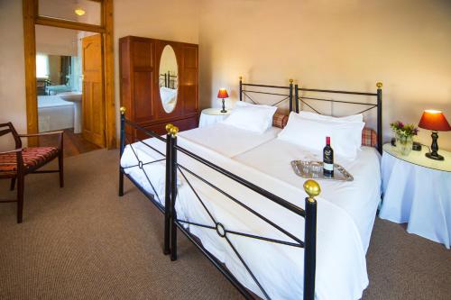 2 twin beds