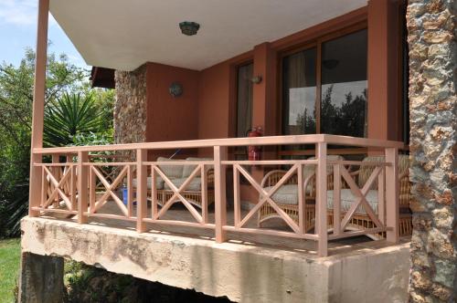 Kianderi Villa-Great Rift Valley Resort