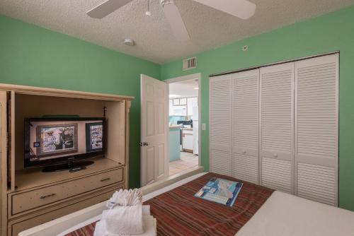 Sunrise Suites Grand Bahama Suite #106 - image 12