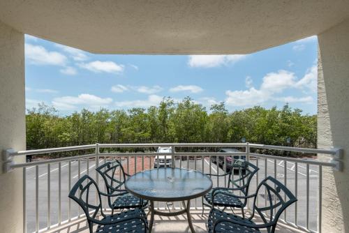 Sunrise Suites Grand Bahama Suite #106 - main image