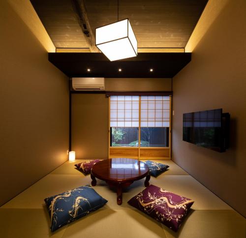 Tsumugi Kujo Aketacho Kyoto