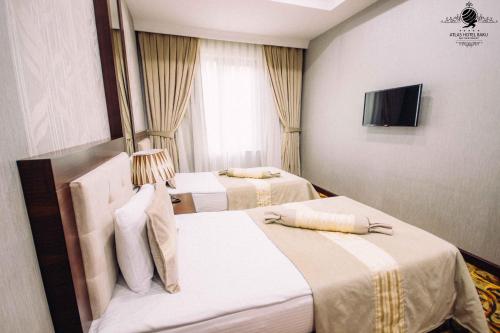 2 queen beds