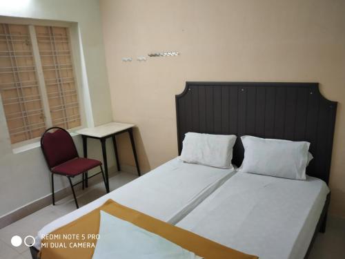 Hotel Woodlands 2