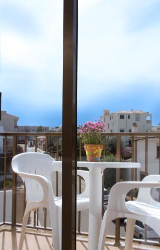 مدخل, Marblau Mallorca in كالا سانتانيي