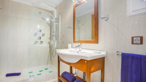 Daniel's Luxury House - Ocean View and Heated Pool