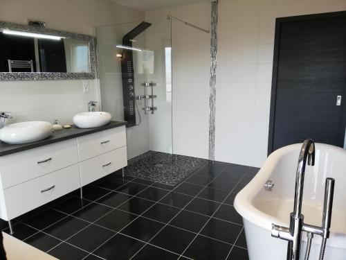 Chambres d`Hôtes Luxe et Sérénité chambre d'hôte Blacé