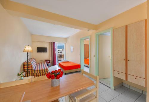 Pavlos Hotel - image 6