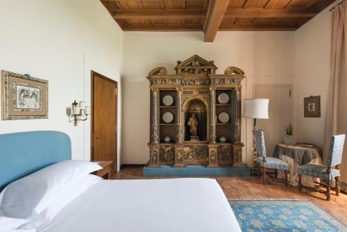 La Posta Vecchia Hotel - main image